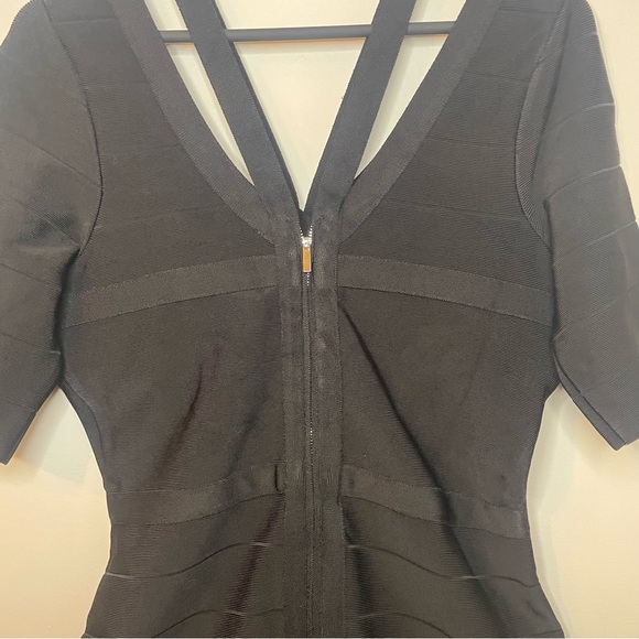 VENUS Chic Black Bodycon Mini Dress - Picture 8 of 13